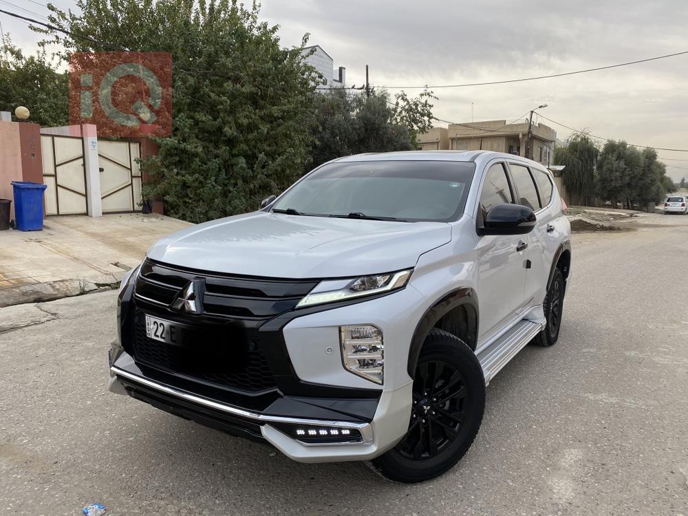 میتسوبیشی پاجیرۆ سپۆرت